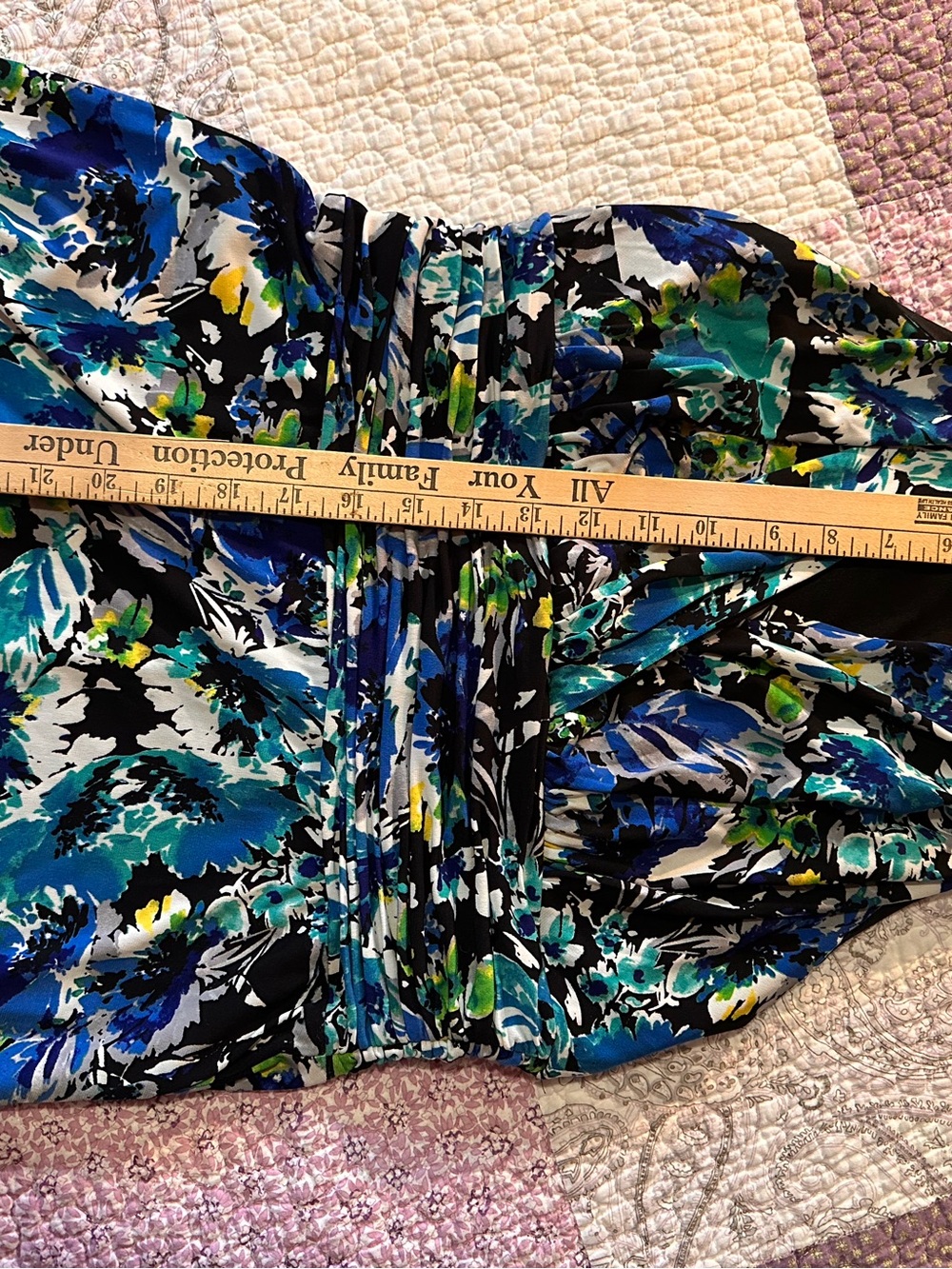 Dress - Picture 6 of 6